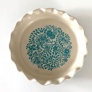 SOLD: Pioneer Woman 9” Ruffle Edge Ceramic Pie Dish